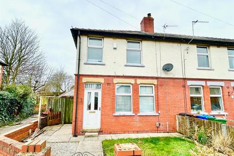 undefined, Melrose Avenue, Leigh