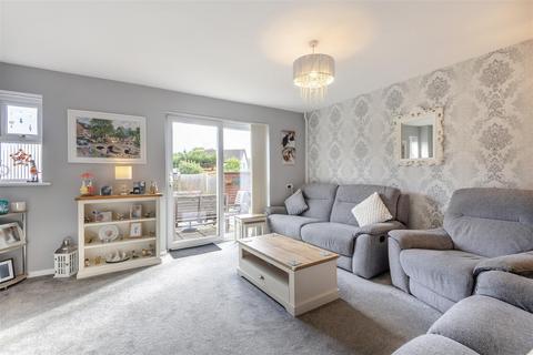 4 bedroom end of terrace house for sale, Grassmere, Leybourne