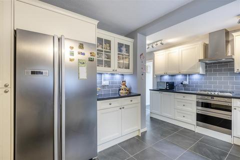 4 bedroom end of terrace house for sale, Grassmere, Leybourne