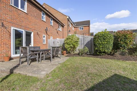 Grassmere, Leybourne