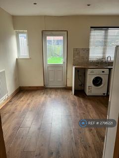 2 bedroom end of terrace house to rent, Crosbie Road, Coventry, CV5
