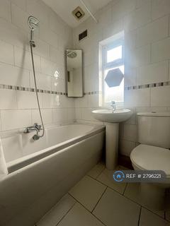 2 bedroom end of terrace house to rent, Crosbie Road, Coventry, CV5