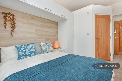 undefined, Charlton Lane, London, SE7