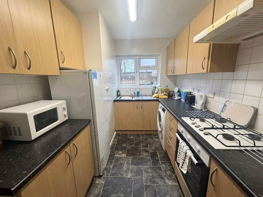 Kitchen 1