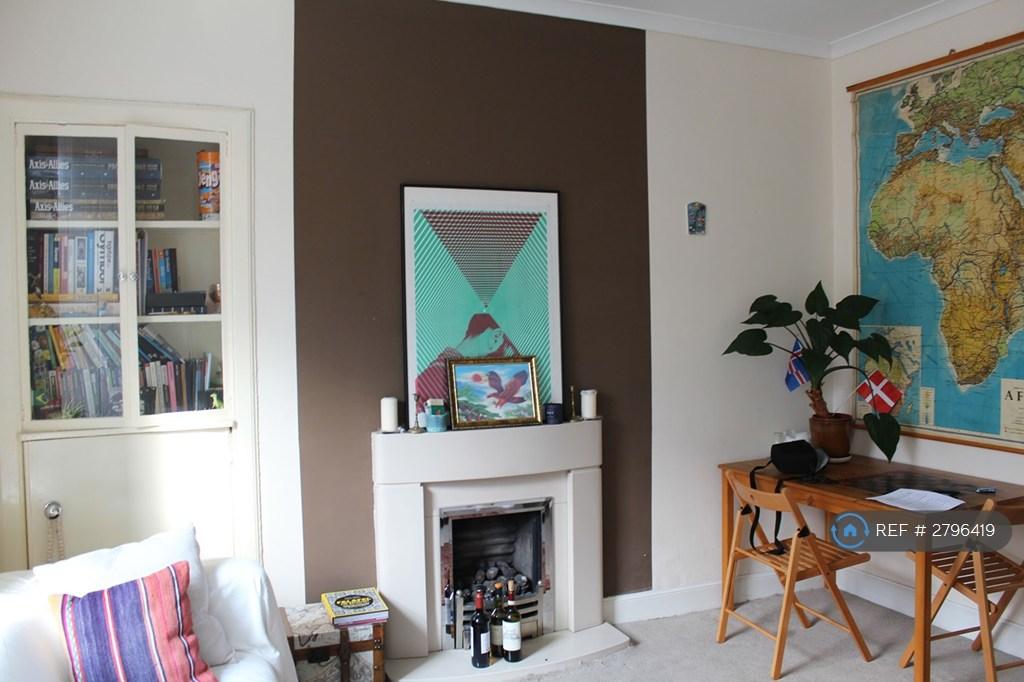 Lounge 3