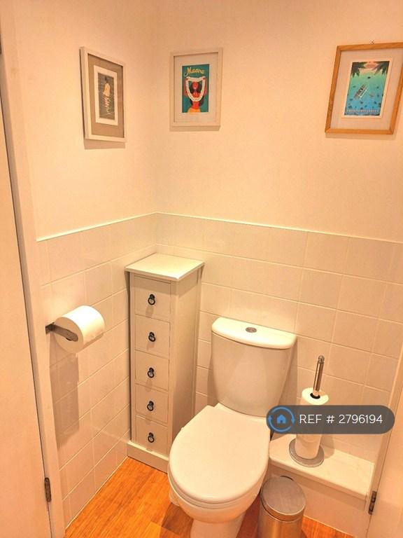 Shower Room 2