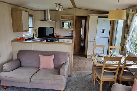 2 bedroom park home for sale, Whitecliff Bay Holiday Park – Isle of Wight