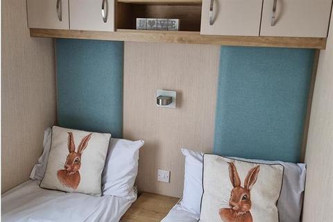 2 bedroom park home for sale, Whitecliff Bay Holiday Park – Isle of Wight