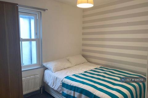 undefined, Minet Avenue, London, NW10