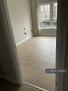 2 bedroom flat to rent, Ballards Lane, London, N3