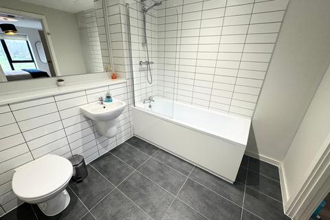 2 bedroom apartment to rent, Richmond Row, Liverpool L3