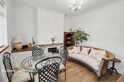 2 bedroom end of terrace house for sale, New Road, Northwich