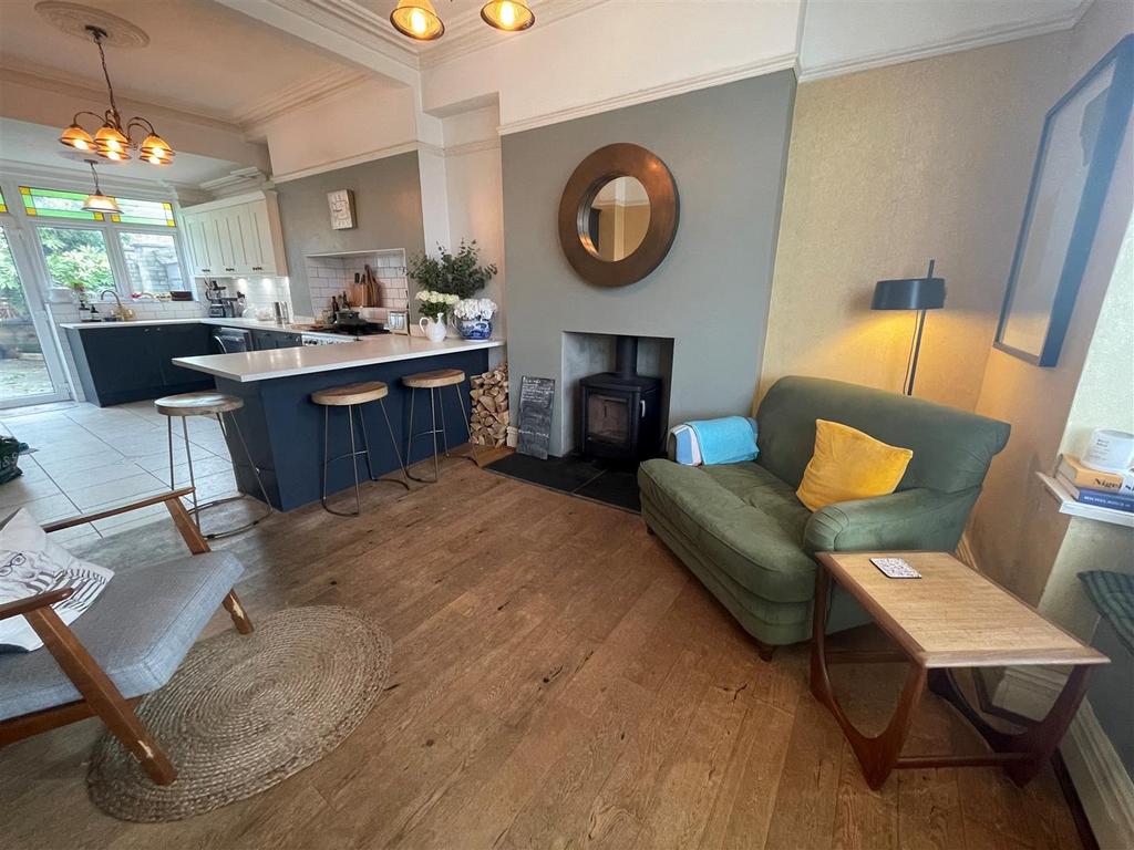 Open Plan Kitchen Sitting Room
