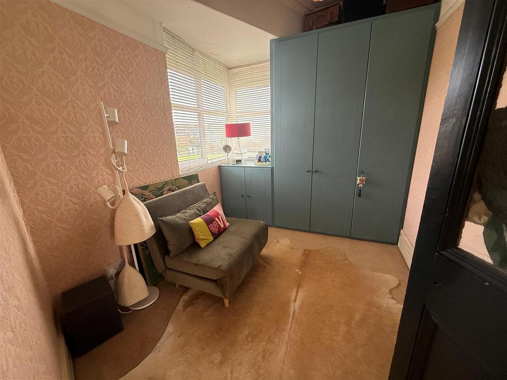 Bedroom 4/ Dressing Room