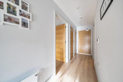 2 bedroom flat for sale, Shakespeare Road,  Finchley Central,  N3