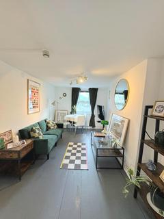 1 bedroom flat to rent, Camden Road, London NW1
