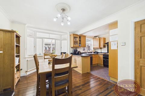 3 bedroom detached house for sale, Wellingborough Road, Northampton, NN3 3HT