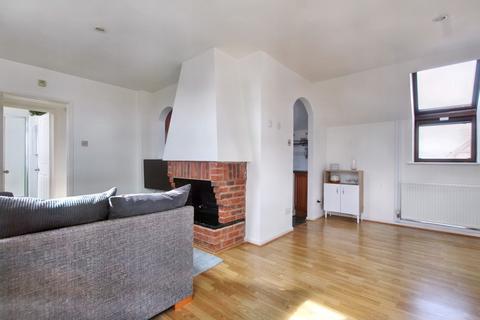 undefined, Green Meadow Bank, Cheltenham GL52