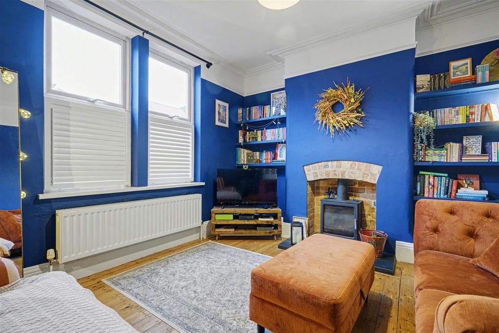 Lounge/Sitting Room