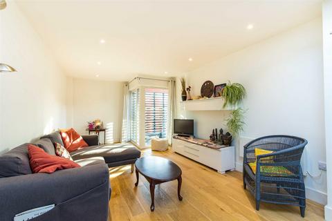 2 bedroom flat to rent, Tiltman Place, Finsbury Park