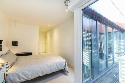 2 bedroom flat to rent, Tiltman Place, Finsbury Park