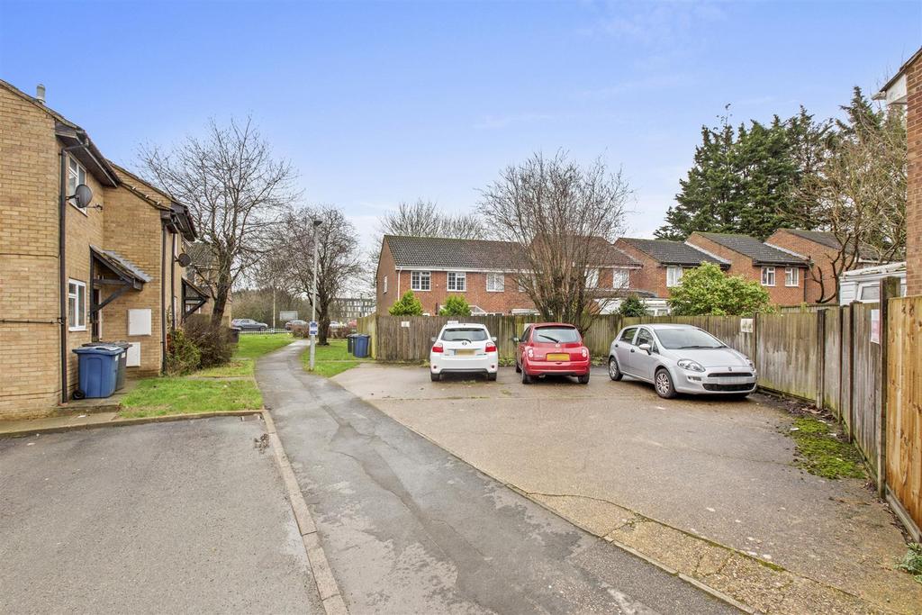 84 Marlow Rd, HP11 1 TH-13.jpg