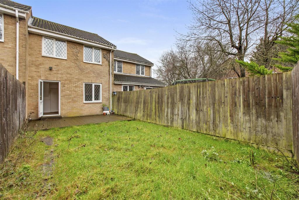 84 Marlow Rd, HP11 1 TH-10.jpg
