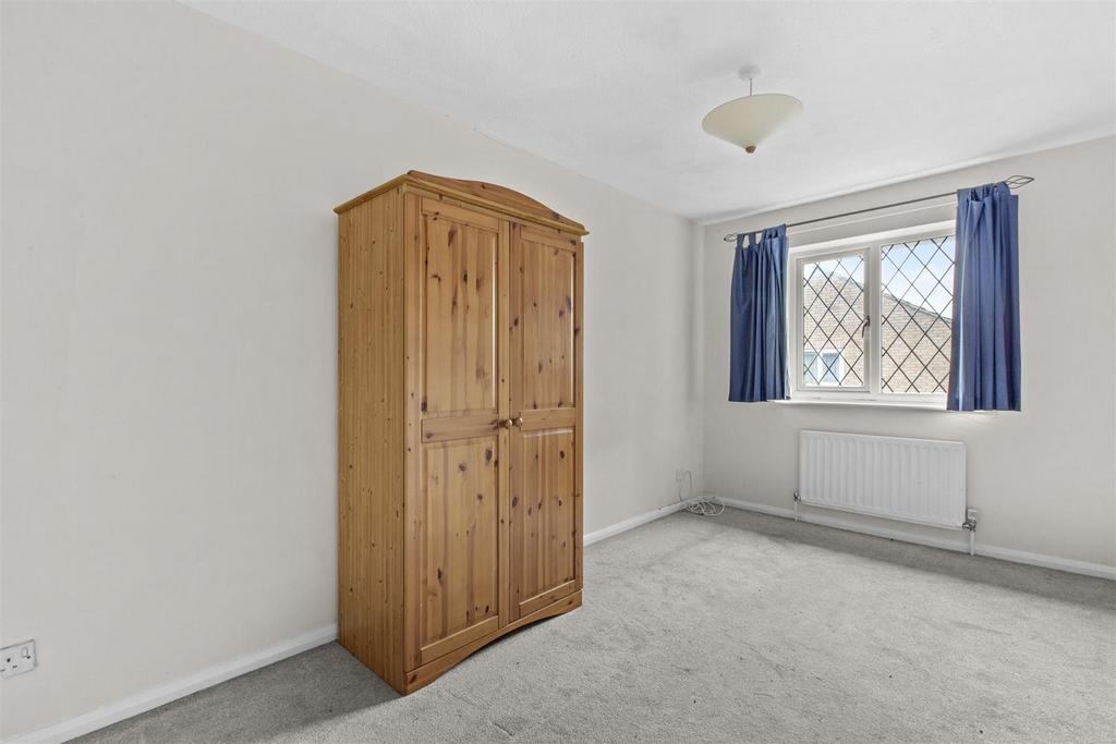 84 Marlow Rd, HP11 1 TH-2.jpg