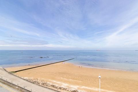 2 bedroom flat for sale, Fort Crescent, Margate, Kent, CT9