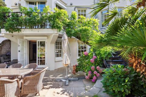 undefined, Kensington, London W14