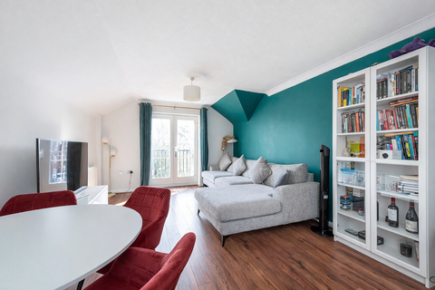 3 bedroom apartment for sale, Lime Tree Court, St. Albans AL2