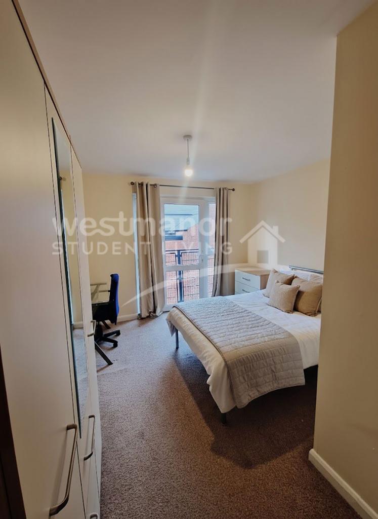 Flat 14 room 1