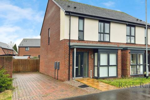 3 bedroom semi-detached house for sale, Fell Avenue, Staffordshire ST5