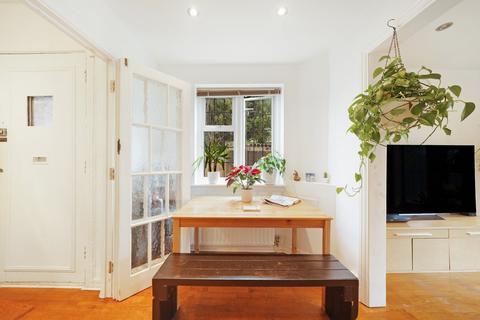 undefined, Lichfield Grove, London N3