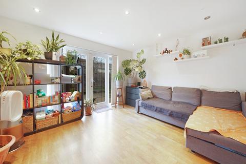 undefined, Lichfield Grove, London N3
