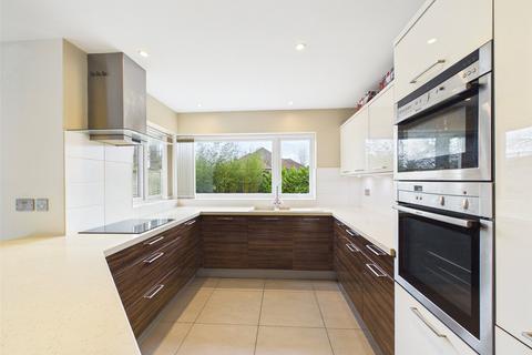 3 bedroom bungalow for sale, Springfield Avenue, Christchurch, Dorset, BH23