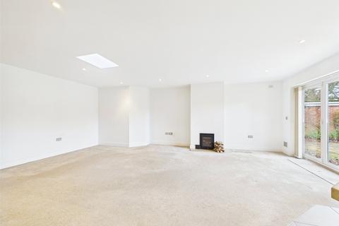 3 bedroom bungalow for sale, Springfield Avenue, Christchurch, Dorset, BH23