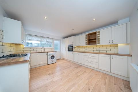 undefined, Firbank Grove, Livingston EH53