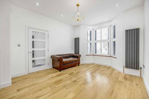 undefined, Trevelyan Road, London SW17