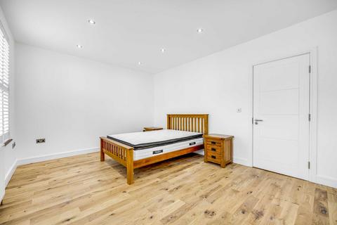 undefined, Trevelyan Road, London SW17