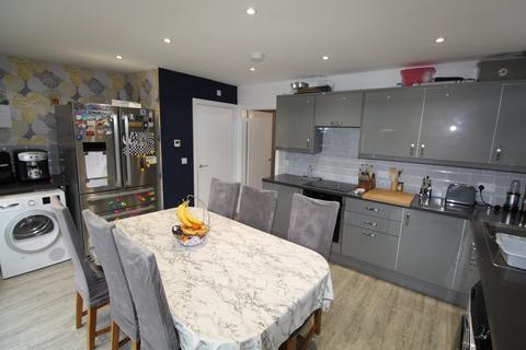 3 bedroom detached house for sale, Swiftway, Lutterworth LE17