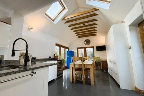 undefined, Evesham Road, Stratford-Upon-Avon, CV37