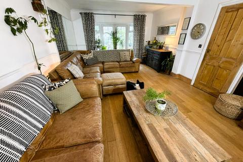 undefined, Evesham Road, Stratford-Upon-Avon, CV37