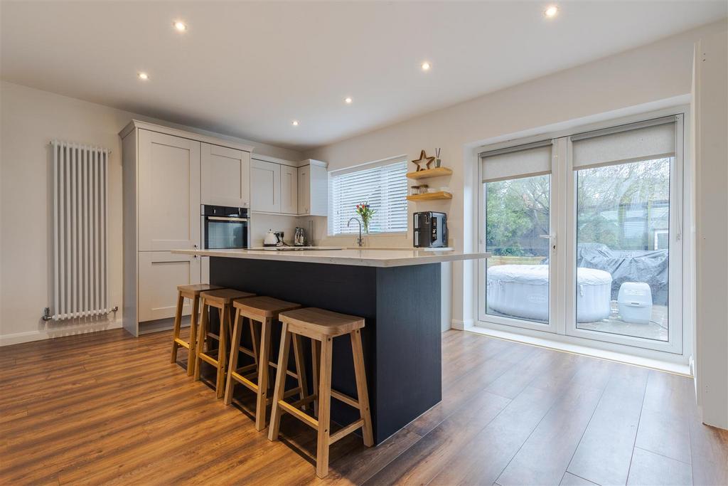 Kitchen diner