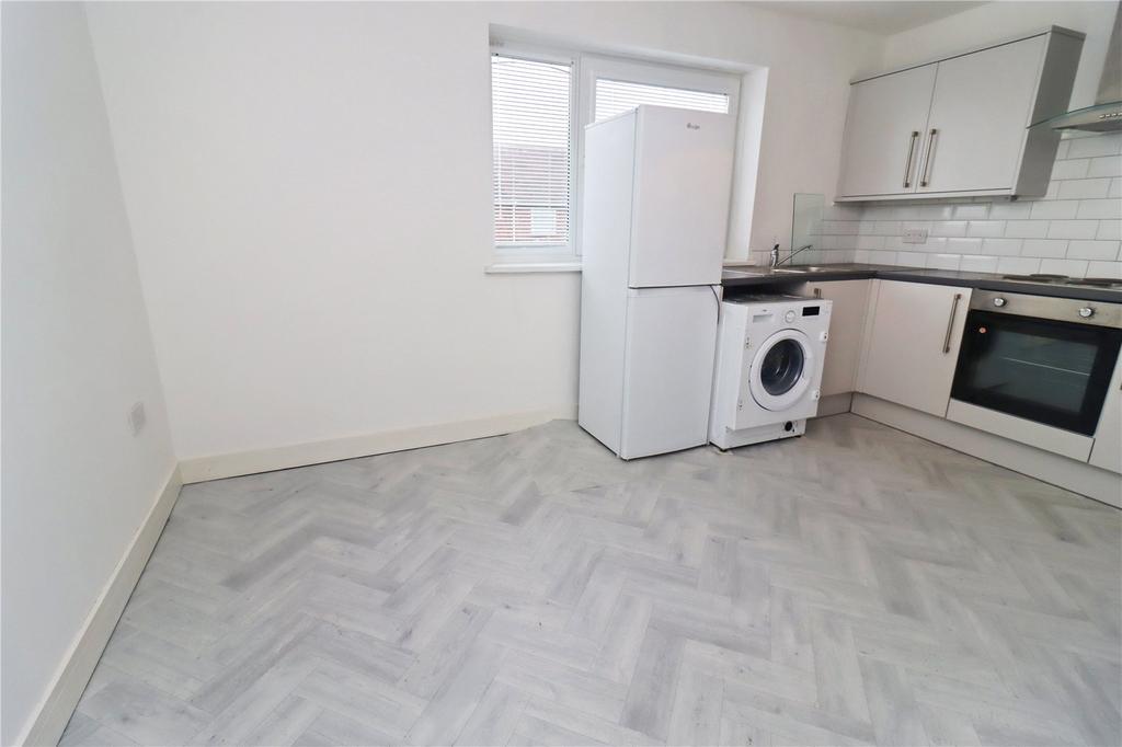 Lounge / Kitchen