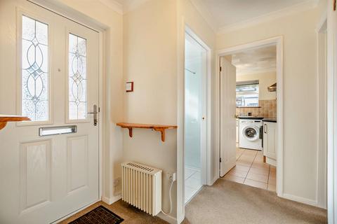 undefined, Holly Tree Close, Kingswood