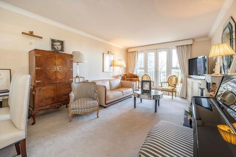 undefined, Oatlands Drive, Weybridge KT13