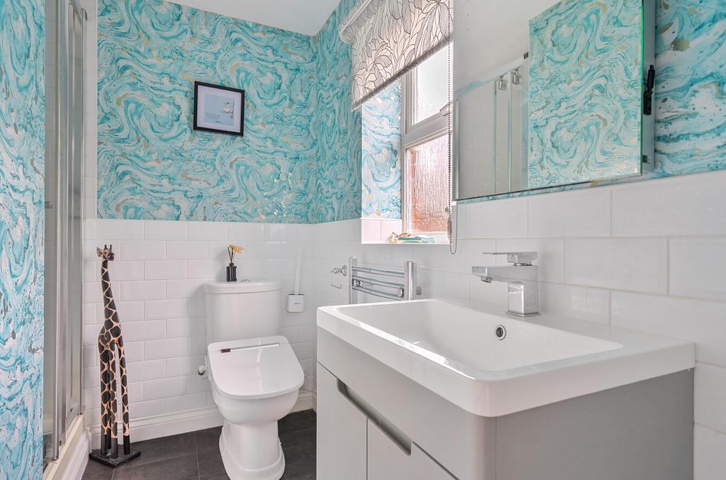 Ensuite