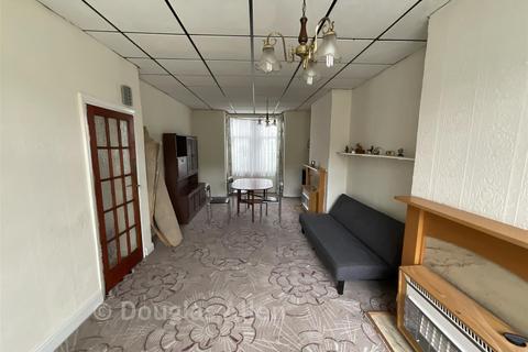 2 bedroom terraced house for sale, Winchester Road, Chingford