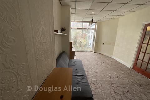 2 bedroom terraced house for sale, Winchester Road, Chingford